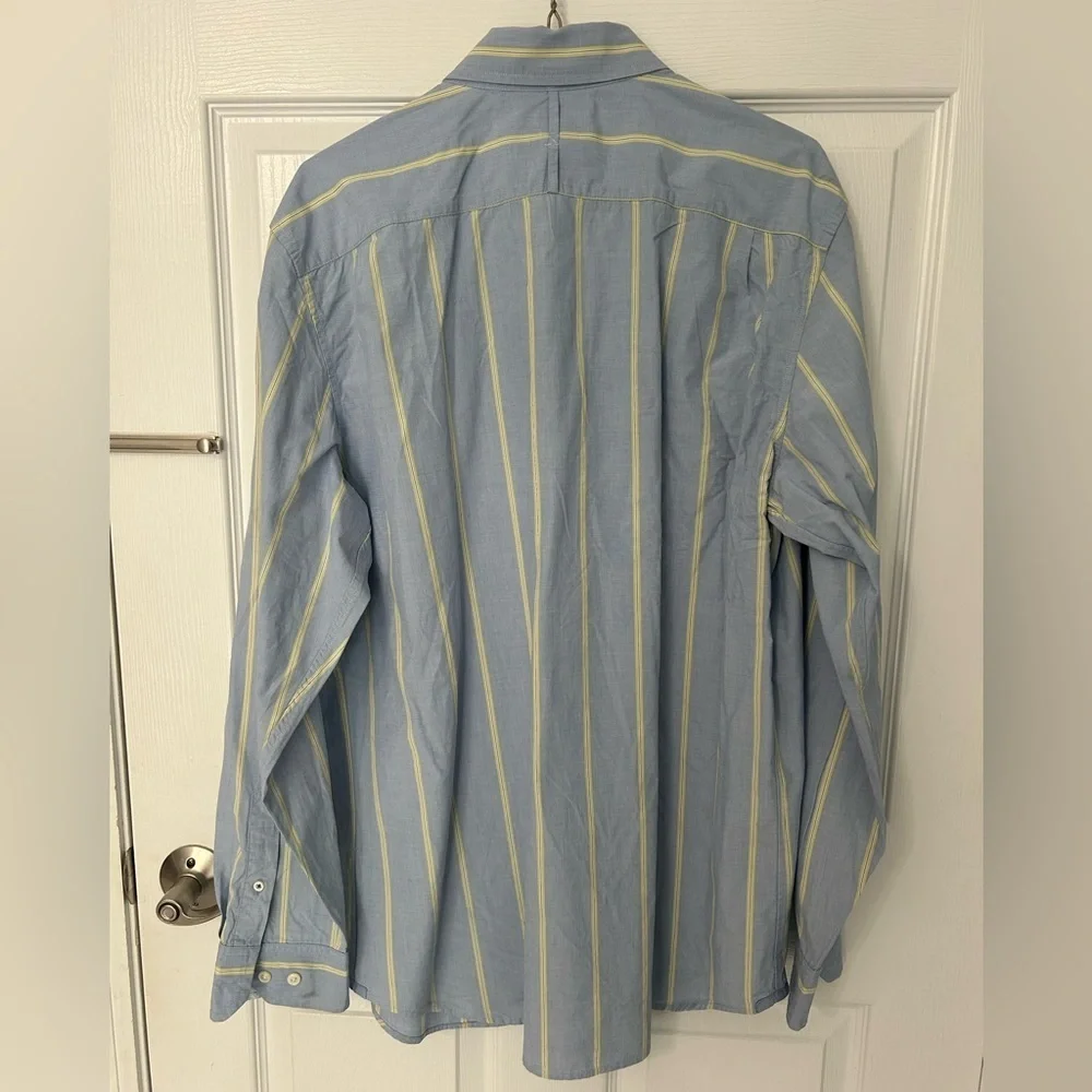Banana Republic Men’s Classic Long Sleeve Button Down Dress Shirt Size Large